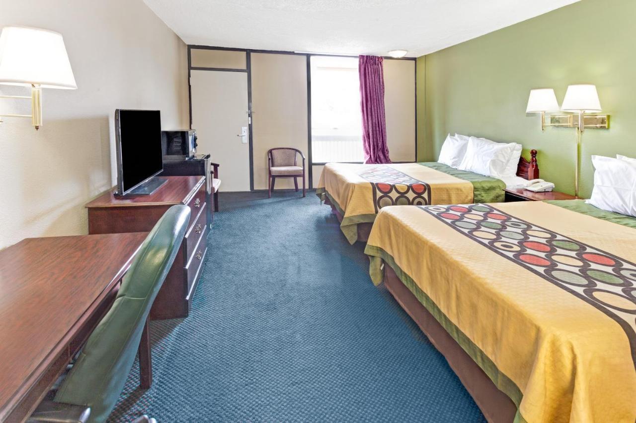 Super Inn & Suites קרולטון מראה חיצוני תמונה